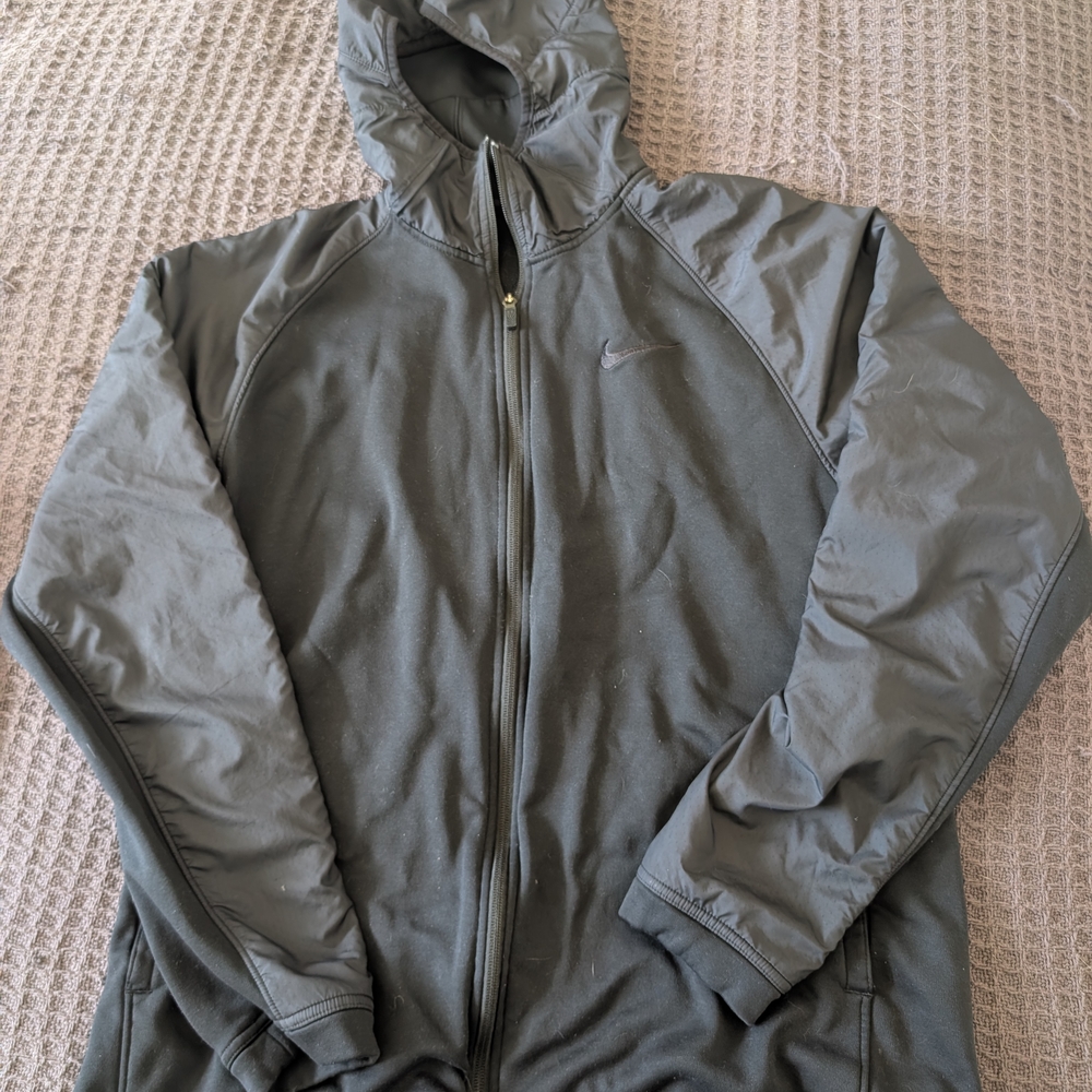 Nike Men's Black Hooded Jacket